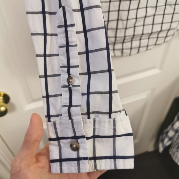 Men's Simple Line-Patterned Long-Sleeve Button Up - Picture 5 of 6